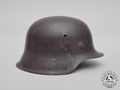 German Army Steel Helmet M42 (No Decal version) Right Side