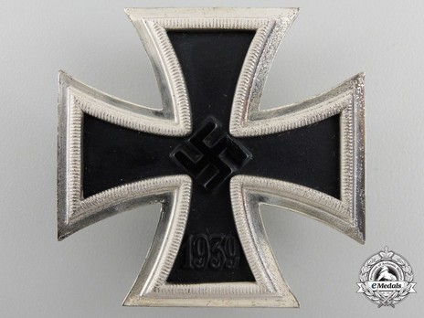Iron Cross I Class, by B. H. Mayer (26, Type B pin) Obverse