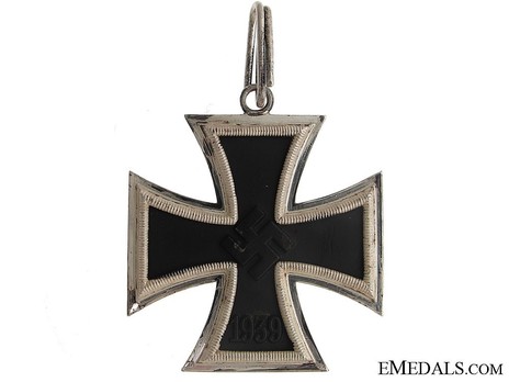 Knight's Cross of the Iron Cross, by Steinhauer & Lück (Type B, 935 4) Obverse