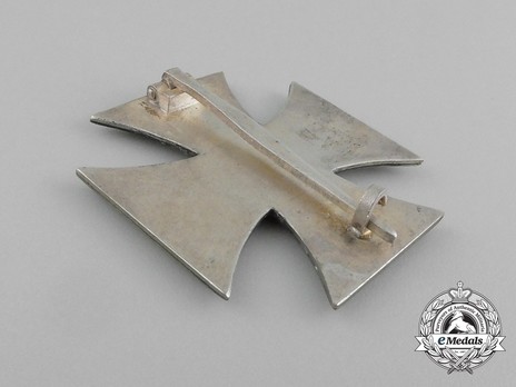Iron Cross I Class, by Wächtler & Lange (unmarked, non-magnetic) Reverse