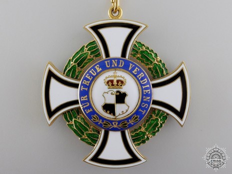 House Order of Hohenzollern, Type II, Civil Division, Honour Commander Cross (in silver gilt) Obverse