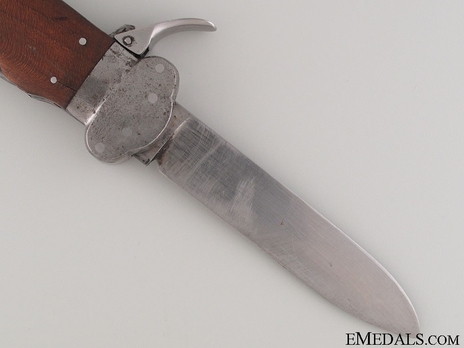 Luftwaffe Gravity Knife (Prewar version) Obverse Blade