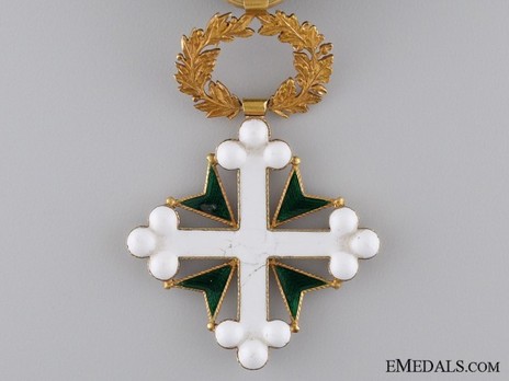 Order of St Maurice and St. Lazarus, Officer's Cross (with wreath) Reverse