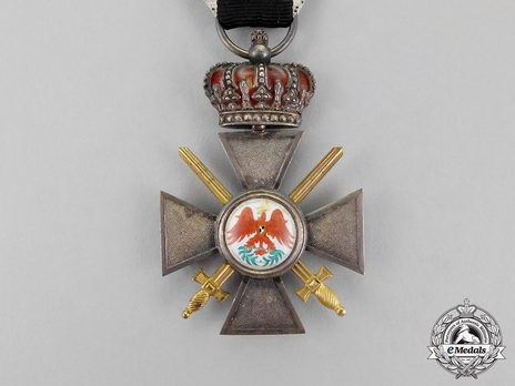 Order of the Red Eagle, Military Division, Type V, IV Class Cross (pebbled version, with crown) Obverse