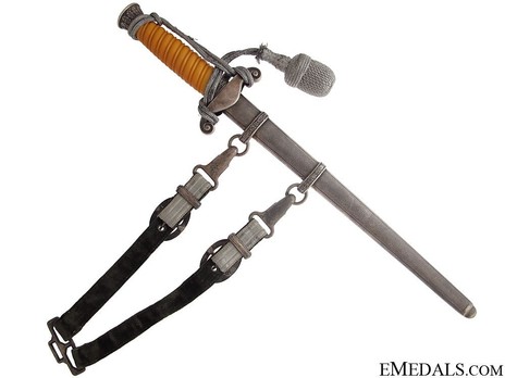 German Army Carl Eickhorn-made Early Version Officer’s Dagger Reverse in Scabbard