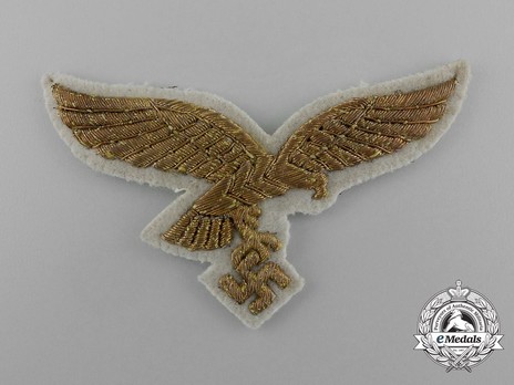 Luftwaffe 2nd Pattern General's Breast Eagle (white backer) Obverse
