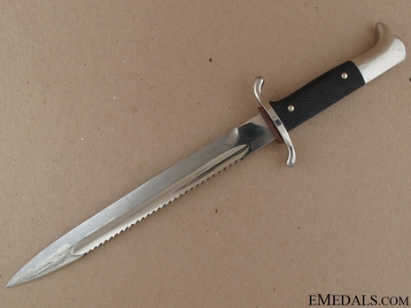 Firefighters Enlisted Ranks Sawtooth Bayonet Obverse