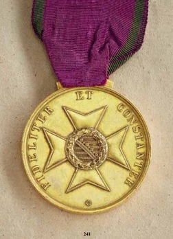 Saxe-Altenburg House Order Medals of Merit, Type I, in Gold Reverse