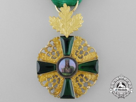 Order of the Zähringer Lion, I Class Knight (with oak leaves, in gold) Obverse