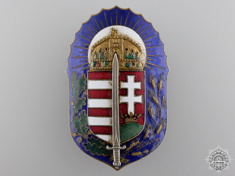 Order of Vitezi, Badge (with silver sword) Obverse