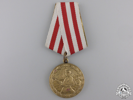 Order of Bravery, Medal Obverse