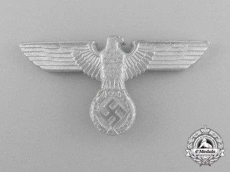 German Army 2nd Pattern Metal Cap Eagle Insignia Obverse