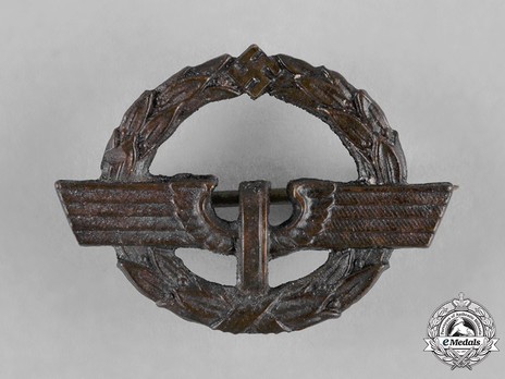 German Female Railway Staff Service Badge, in Bronze Obverse
