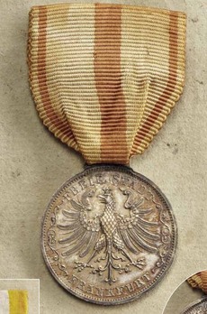 War Commeorative Medal Obverse