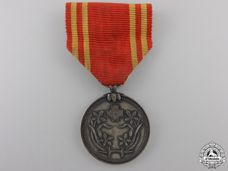 Manchukuo Red Cross Merit Medal Obverse