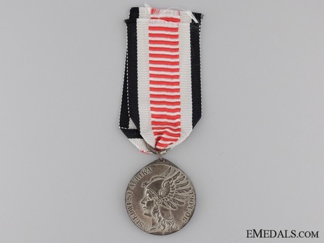 South Africa Campaign Medal, for Non-Combatants (in silvered steel) Obverse