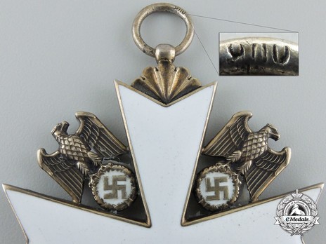 Grand Cross (with fan) Detail