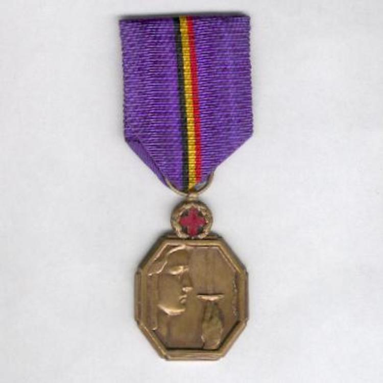 Bronze medal w cross o
