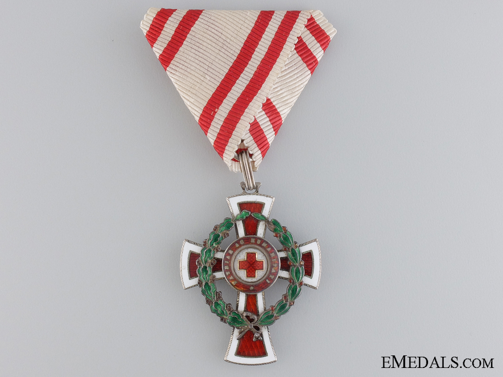 Ii+class+cross+%28with+war+decoration%29+obverse