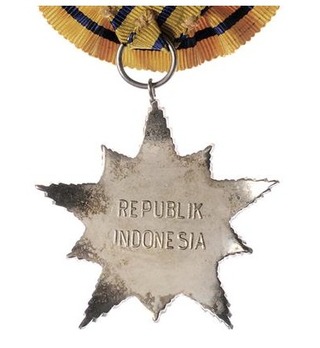 Star of the Republic of Indonesia, Class II Star Reverse