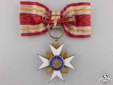 Order of St. Sylvester, Dame Reverse