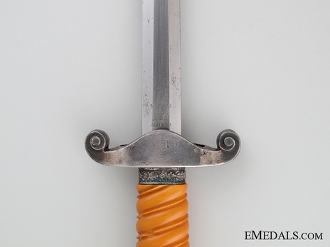 German Army Alcoso-made Officer’s Dagger Reverse Crossguard Detail
