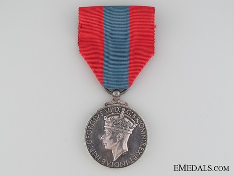 Silver Medal (1938-1948) Obverse