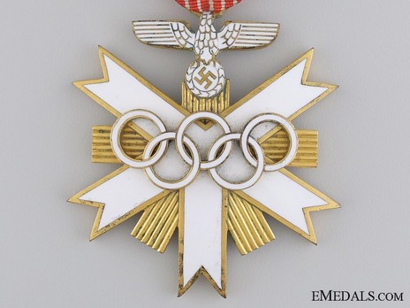 German Olympic Games Decoration, II Class Obverse