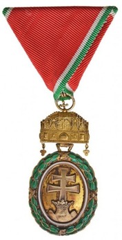 Hungarian Signum Laudis Medal, Large Gold Medal, Civil Division Obverse