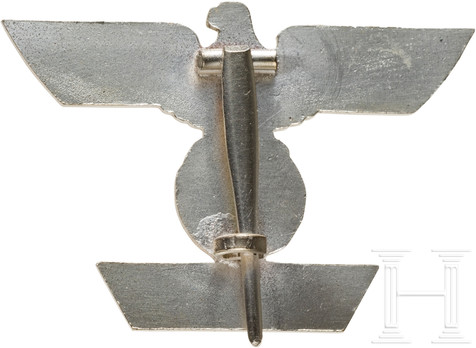 Clasp to the Iron Cross I Class, Type II, by Petz & Lorenz Reverse