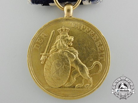 Gold Military Merit Medal, Type IV (in gold) Reverse