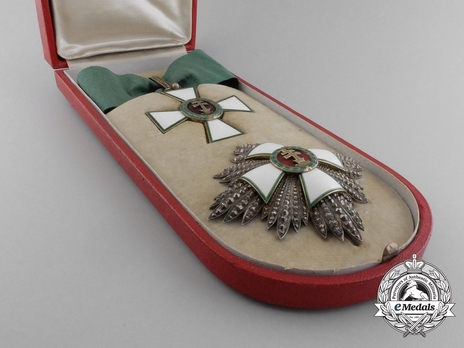 Hungarian Order of Merit, Grand Officer Case of Issue Open