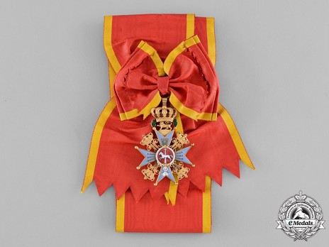 Dukely Order of Henry the Lion, Grand Cross (in gold) Obverse with Ribbon