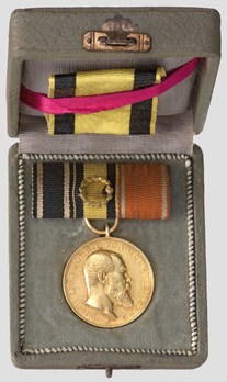 Order of the Württemberg Crown, Gold Medal of Merit (in silver gilt) Obverse