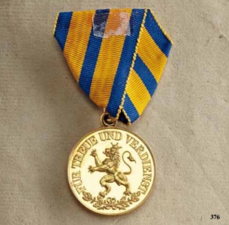 Schwarzburg+duchy+honour+cross%2c+gold+medal%2c+obv+