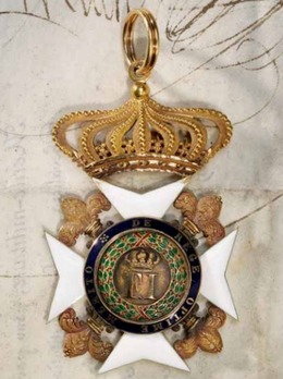 Royal Order of Saint Ferdinand and of Merit, Commander Obverse