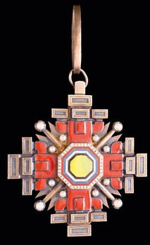 Order of the Pillars of the State, I Class Grand Cordon Obverse