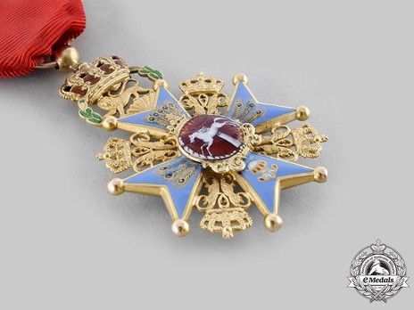 Dukely Order of Henry the Lion, I Class Knight's Cross (in gold) Obverse