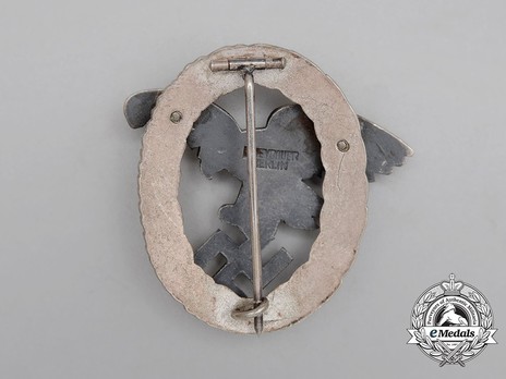 Observer Badge, by P. Meybauer (in tombac) Reverse