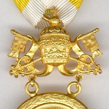 Bene Merenti Medal, Type X, Gold Medal Obverse Detail