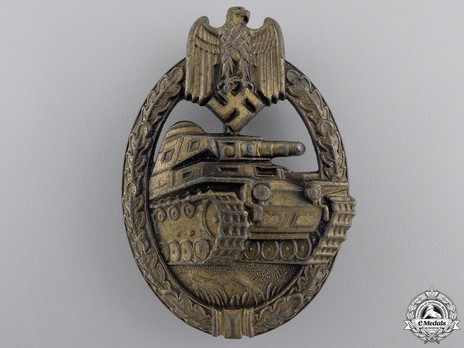 Panzer Assault Badge, in Bronze, by Steinhauer & Lück Obverse