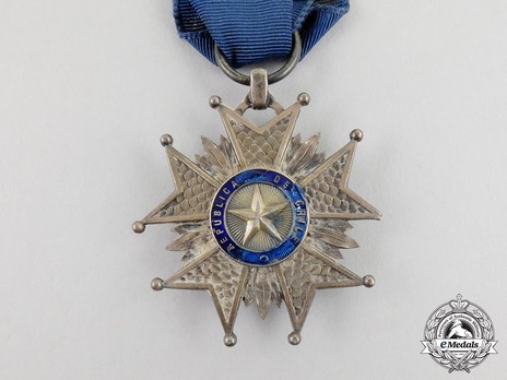 Star for the Lima Campaign, III Class Obverse