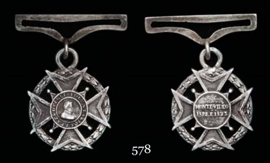 Silver Cross (for inferiors civilians) Obverse and Reverse