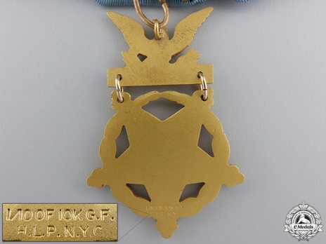 Decoration (with gold, 1963-) Reverse