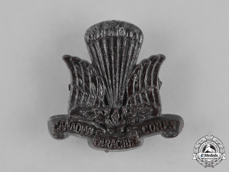 Canadian Parachute Corps Other Ranks Cap Badge Obverse