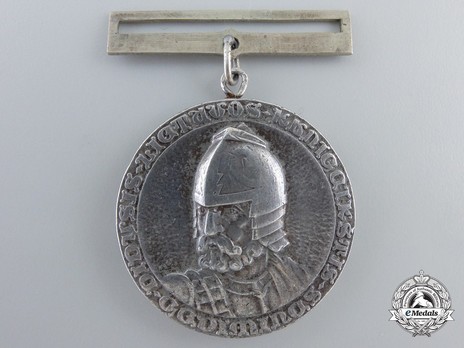 Order of Gediminas, Type II, II Class Medal Obverse
