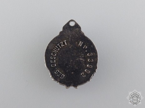 Miniature Colonial Badge Reverse