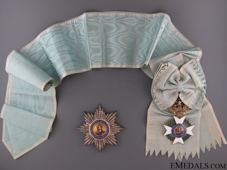 Order of the Redeemer, Type II, Grand Cross Obverse