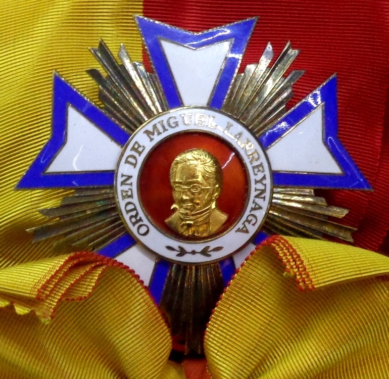 Order of miguel larreynaga grand cross star %28nicaragua%29   tallinn museum of orders