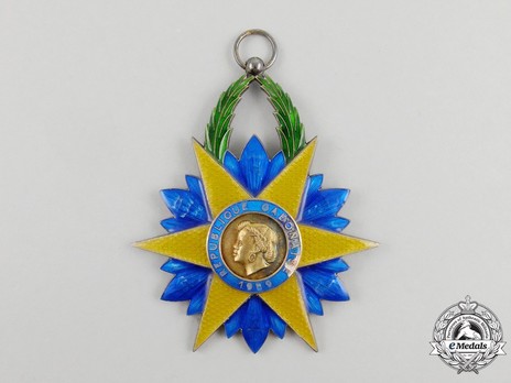 Order of the Equatorial Star, Grand Cross Obverse